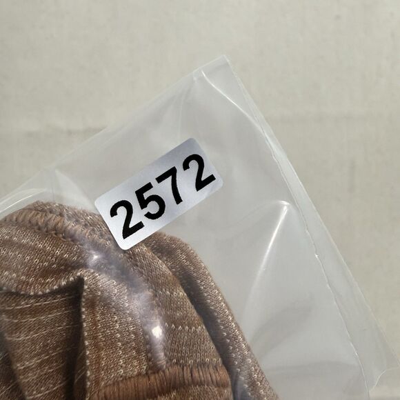 Lululemon Men's In Sequence Brown Short Sleeve Shirt Size Medium - Picture 9 of 9